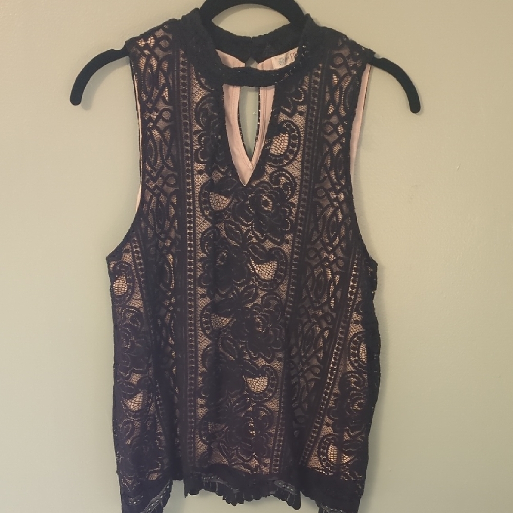 love, Fire Black Lace Keyhole Blouse